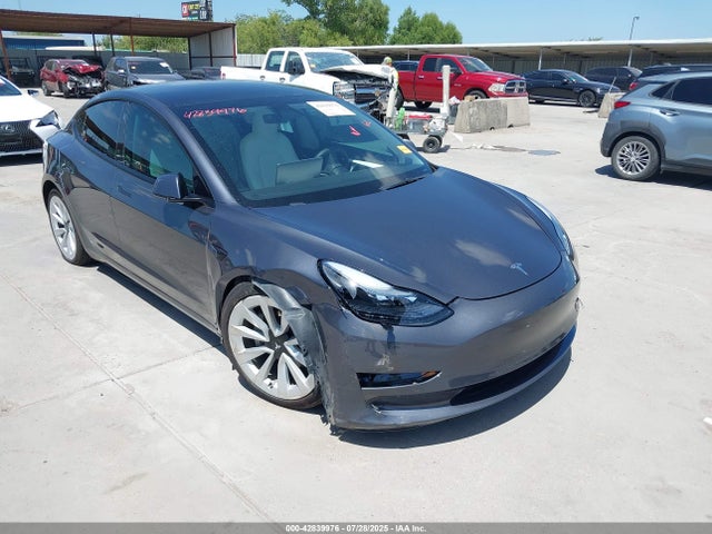 2022 TESLA MODEL 3 5YJ3E1EB7NF109613 Photo 0