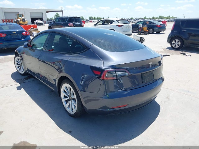 2022 TESLA MODEL 3 5YJ3E1EB7NF109613 Photo 2