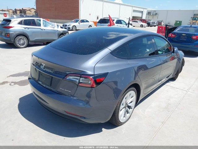 2022 TESLA MODEL 3 5YJ3E1EB7NF109613 Photo 3