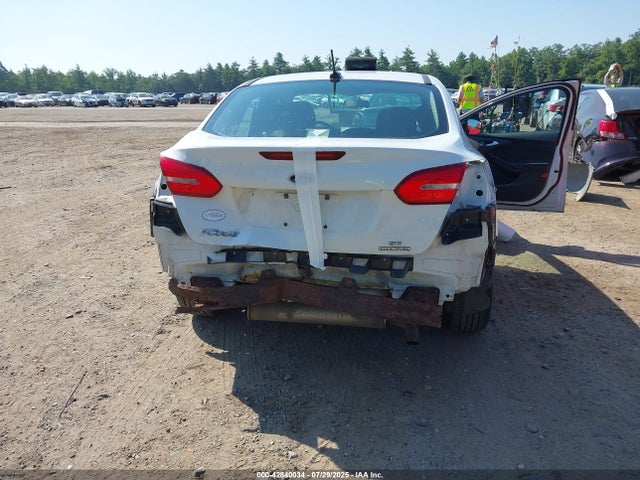 Ford 2016 2016 1FADP3F20GL375568 Image 14