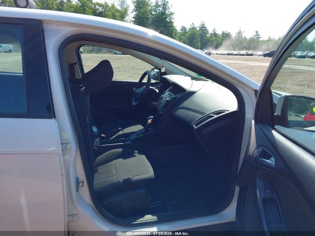 Ford 2016 2016 1FADP3F20GL375568 Image 5