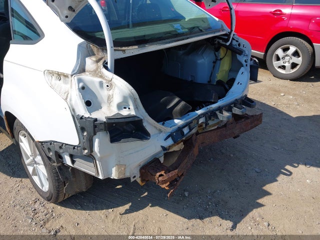 Ford 2016 2016 1FADP3F20GL375568 Image 6