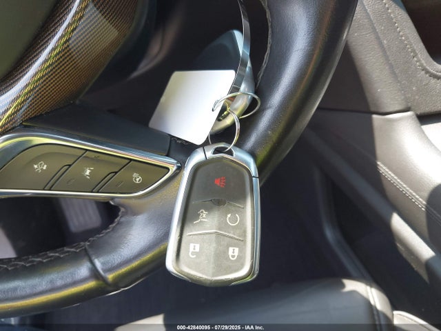 2019 CADILLAC XT5 1GYKNGRS5KZ138133 Photo 10