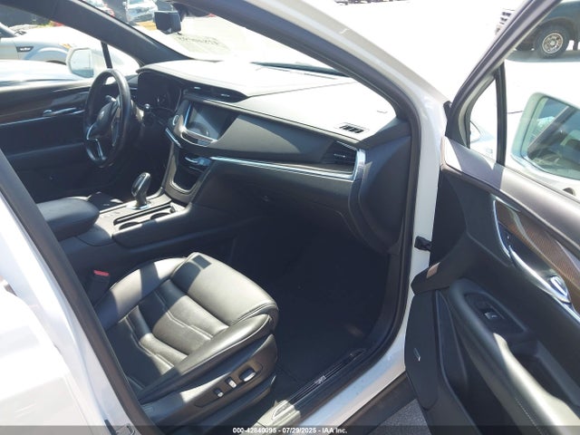 2019 CADILLAC XT5 1GYKNGRS5KZ138133 Photo 4