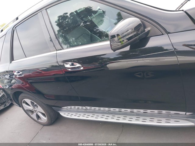 4JGDA5JB1JB145321 Mercedes-Benz m276