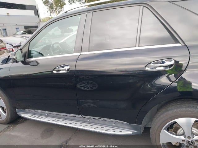 4JGDA5JB1JB145321 Mercedes-Benz m276