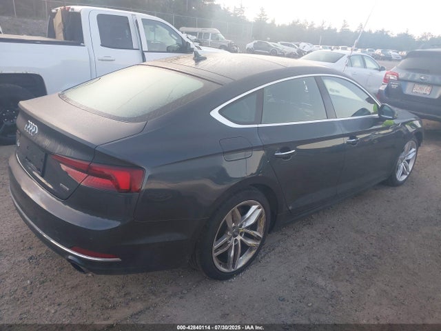 WAUBNCF52KA029671 Audi A5