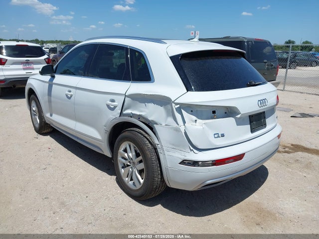 2020 AUDI Q5 WA1ANAFY7L2067190 Photo 2