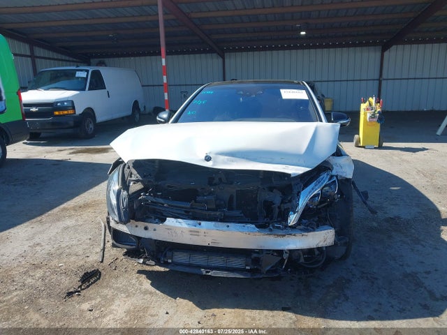 Mercedes-Benz 2015 2015 WDDUG8CB5FA073270 Image 13