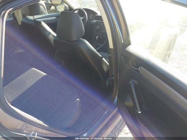 Volkswagen 2021 2021 1VWSA7A30MC010018 Image 8