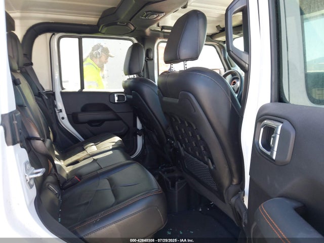 1C6JJTEG1PL525903 Jeep 2023