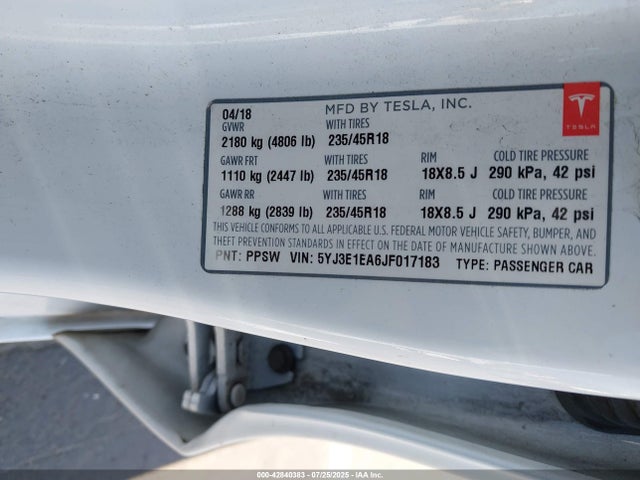 2018 TESLA MODEL 3 5YJ3E1EA6JF017183 Photo 8