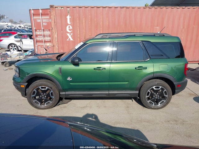 Ford Bronco Sport Outer Banks 2023 3FMCR9C65PRD82801 Image 13