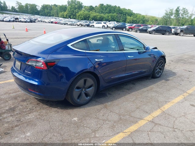 2019 TESLA MODEL 3 5YJ3E1EB2KF387539 Photo 3