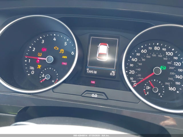3VV3B7AX0KM142619 Volkswagen 2019