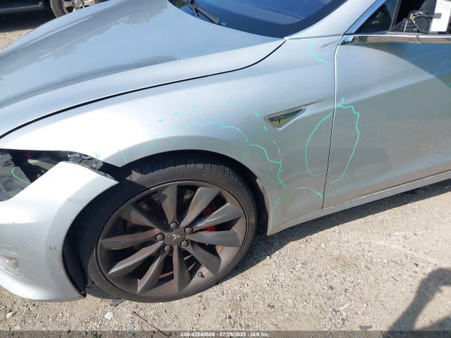Tesla MODEL S 2016 5YJSA1E46GF156353 Image 13