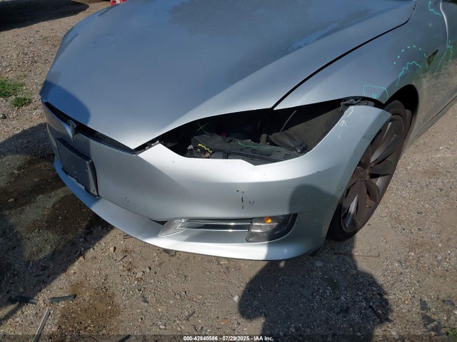 2016 TESLA MODEL S 5YJSA1E46GF156353 Photo 5