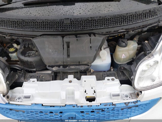 WMEEJ3BA8EK779896 Smart 2014