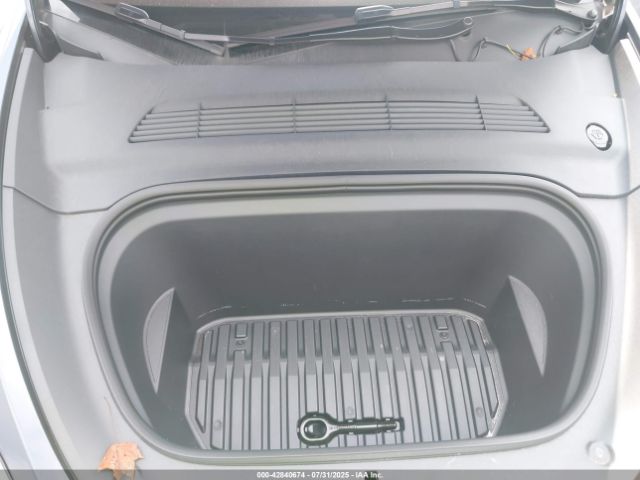 2023 TESLA MODEL Y 7SAYGDEE6PA182390 Photo 9