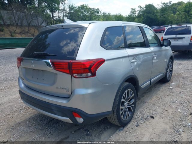 2018 MITSUBISHI OUTLANDER JA4AZ3A30JZ064907 Photo 3