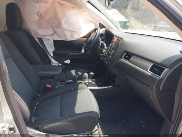 2018 MITSUBISHI OUTLANDER JA4AZ3A30JZ064907 Photo 4