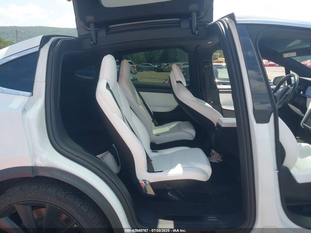 2018 TESLA MODEL X 5YJXCBE26JF112770 Photo 7