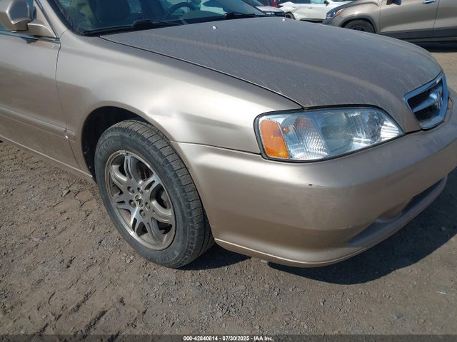 42840814 :رقم المزاد ، 19UUA5667YA007204 vin ، 2000 Acura Tl 3.2 مزاد بيع