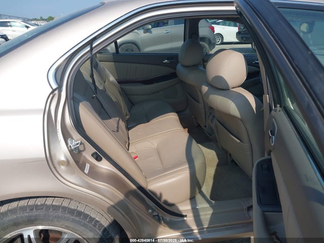 42840814 :رقم المزاد ، 19UUA5667YA007204 vin ، 2000 Acura Tl 3.2 مزاد بيع