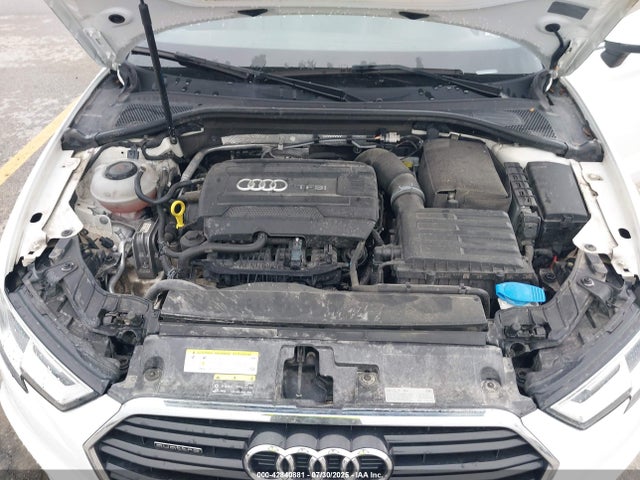 2018 AUDI A3 WAUJ8GFF8J1040658 Photo 9