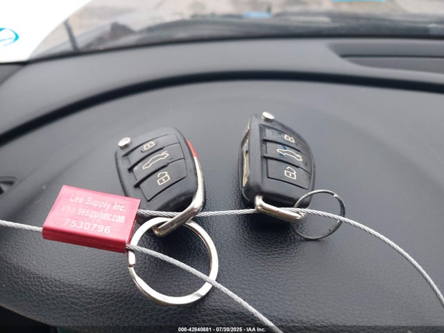 2018 AUDI A3 WAUJ8GFF8J1040658 Photo 10