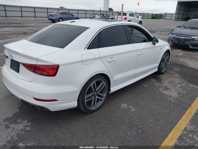 2018 AUDI A3 WAUJ8GFF8J1040658 Photo 3