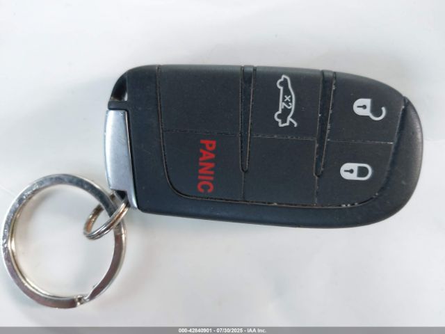 2015 CHRYSLER 200 1C3CCCAB7FN539835 Photo 10