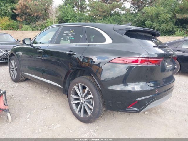 2025 JAGUAR F-PACE SADCT2EXXSA748908 Photo 2