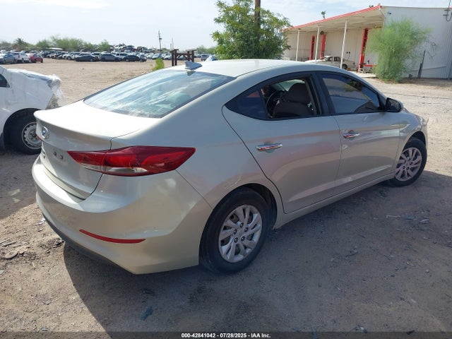 5NPD74LF7HH189703 Hyundai 2017