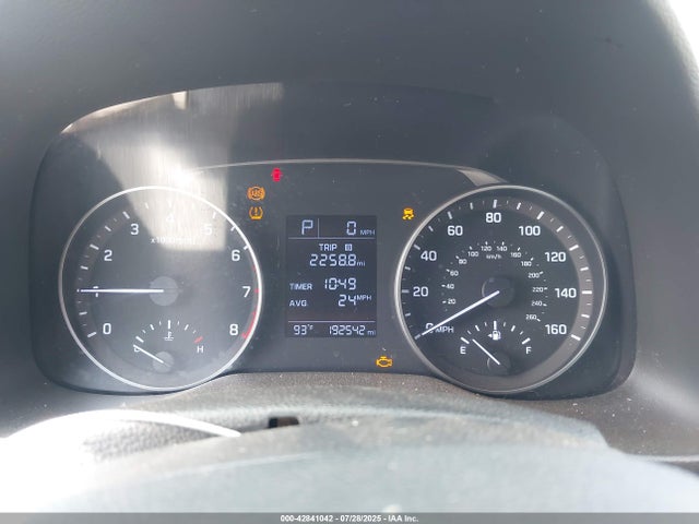 5NPD74LF7HH189703 Hyundai 2017