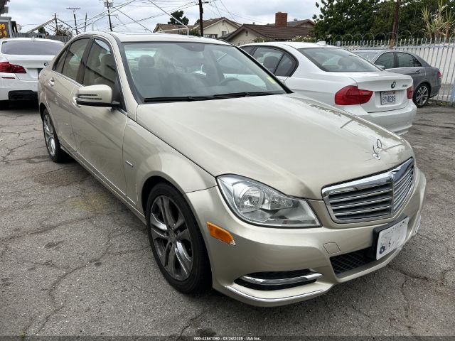 2012 MERCEDES-BENZ C 250 WDDGF4HB5CR221657
