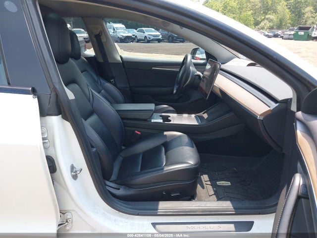 2022 TESLA MODEL 3 5YJ3E1EA9NF122211 Photo 4