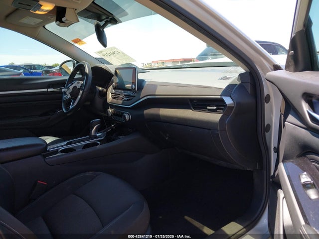 Nissan 2021 2021 1N4BL4DV0MN384535 Image 5