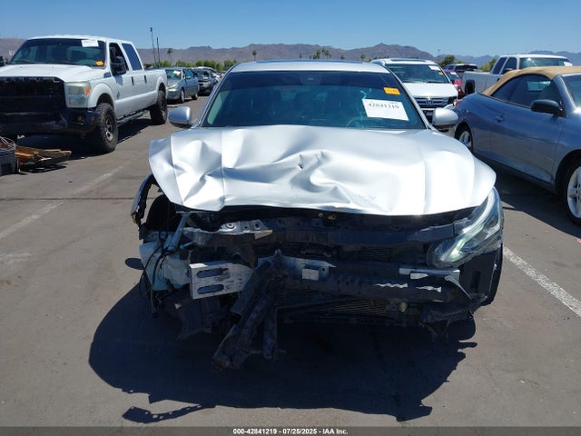 Nissan 2021 2021 1N4BL4DV0MN384535 Image 6