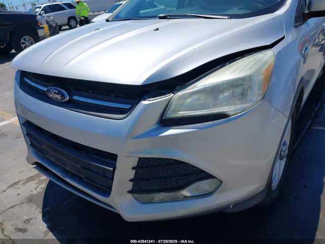 1FMCU0GX5EUB81712 Ford 2014