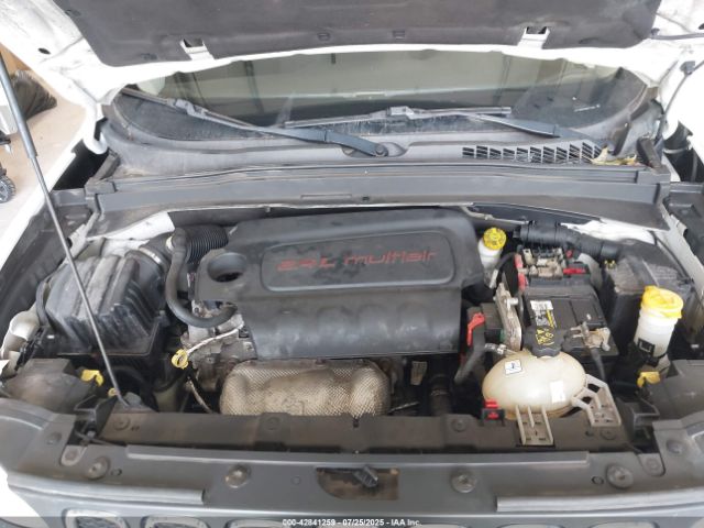2015 JEEP RENEGADE ZACCJBBT2FPC14603 Photo 9