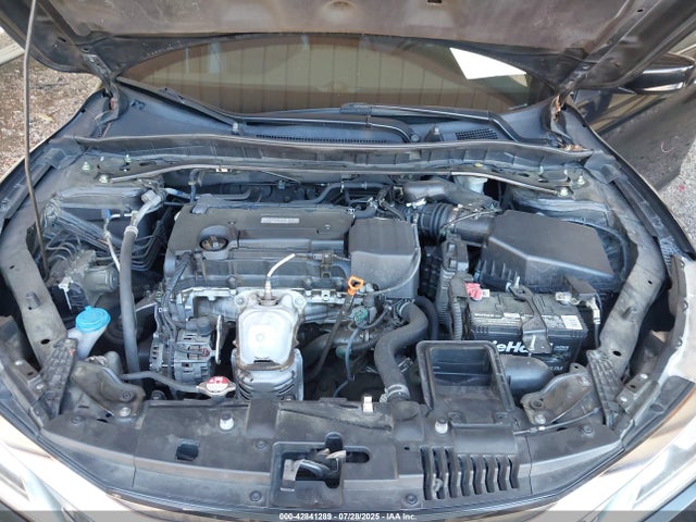 1HGCR2F51HA202158 Honda k24w1