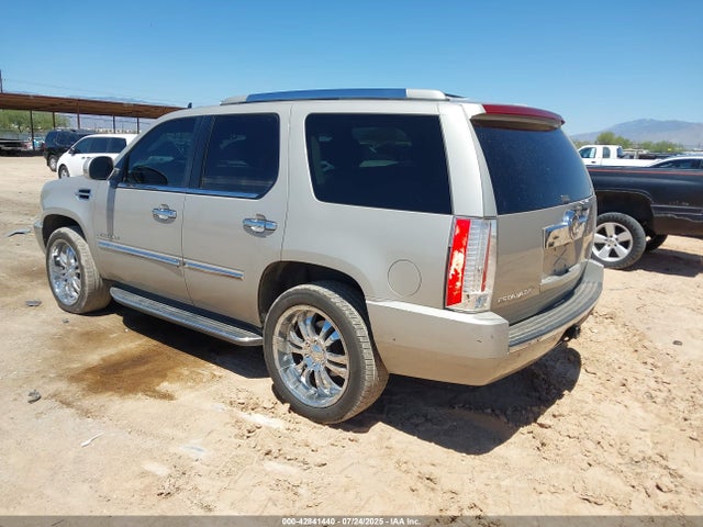 2007 CADILLAC ESCALADE 1GYFK63897R242245 Photo 2