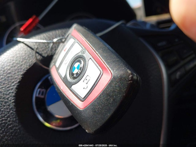 WBA8E9G59GNT82324 BMW 2016