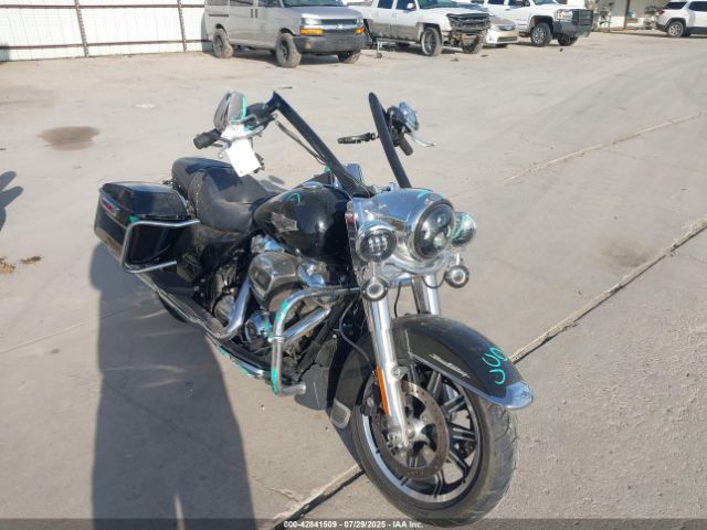 2019 HARLEY-DAVIDSON FLHR 1HD1FBC11KB655471