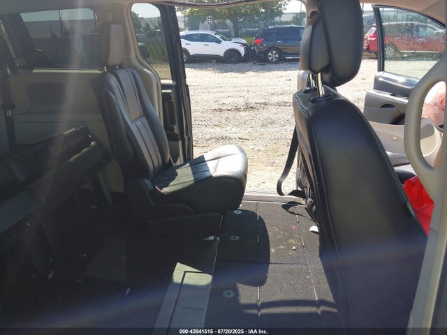 2C4RC1BG7FR601855 Chrysler 2015