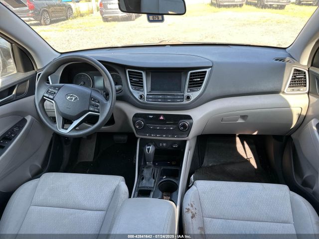 2018 HYUNDAI TUCSON KM8J3CA46JU752886 Photo 5