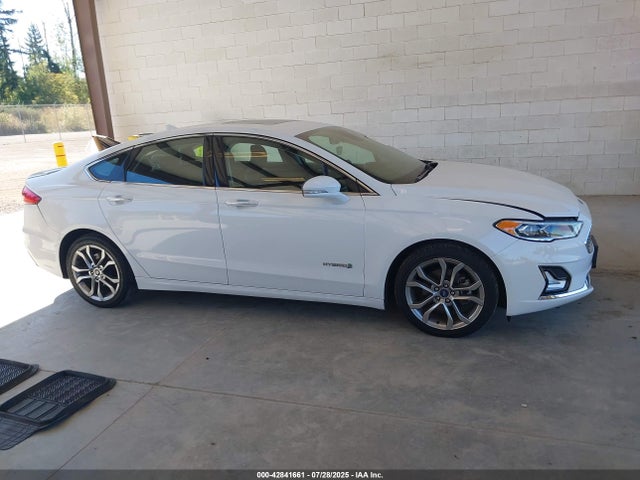 Ford 2019 2019 3FA6P0RU2KR182174 Image 13