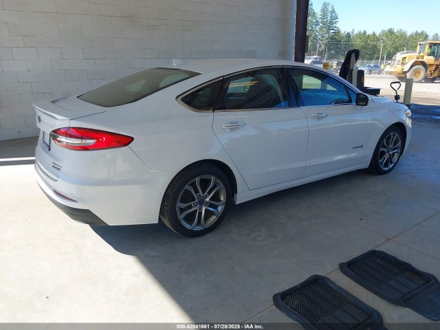 Ford 2019 2019 3FA6P0RU2KR182174 Image 4