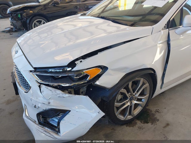 Ford 2019 2019 3FA6P0RU2KR182174 Image 6